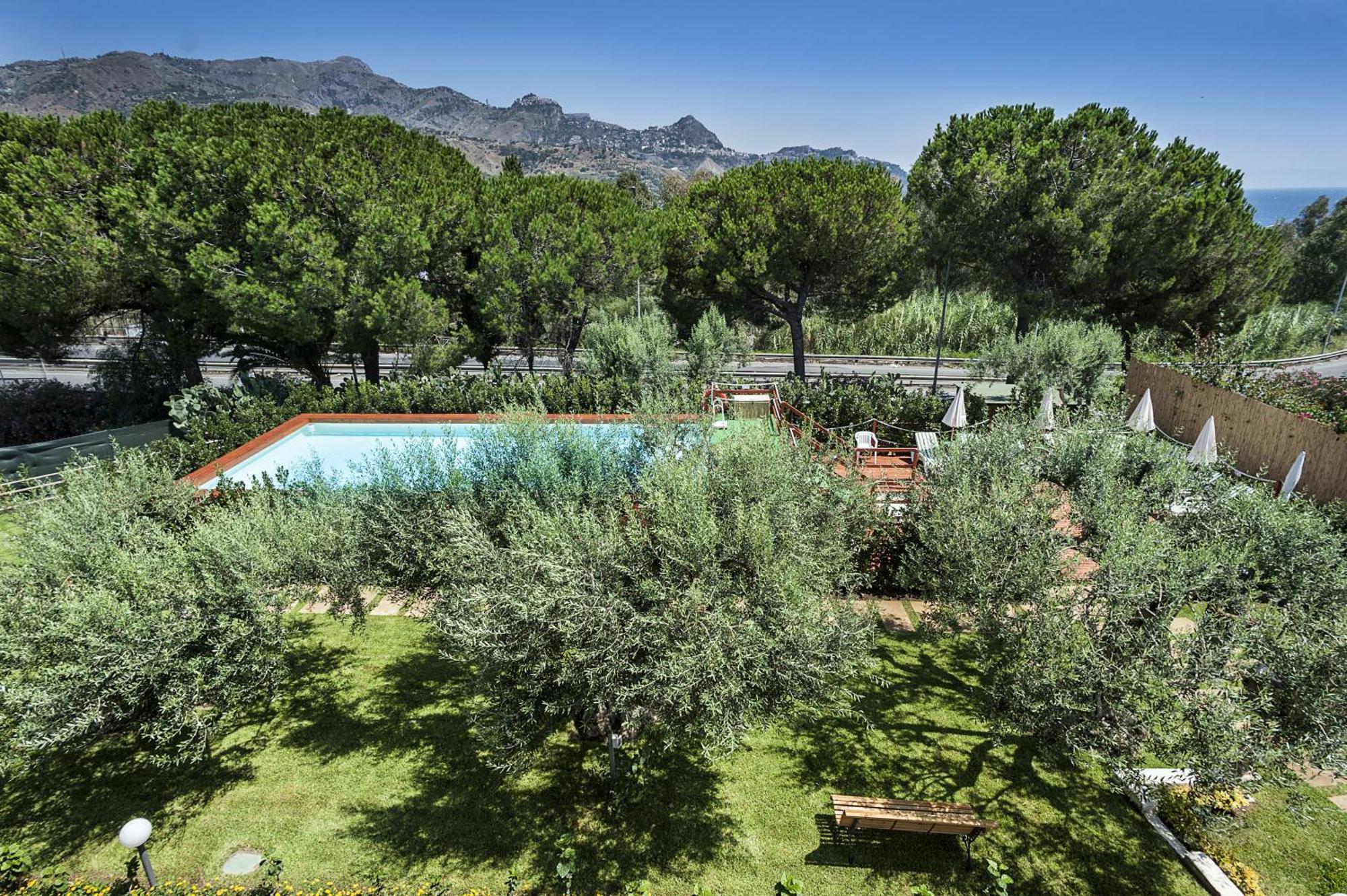 Villa Collina Giardini-Naxos Kültér fotó